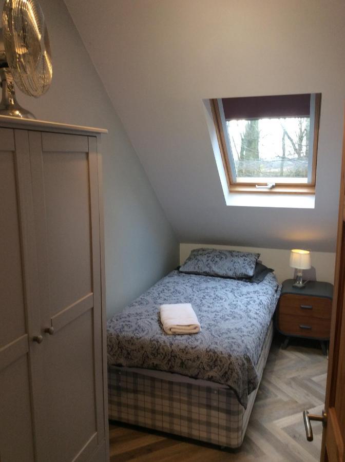 2 Bedroom Furnished Apartment In A Rural Position Стон Екстер'єр фото