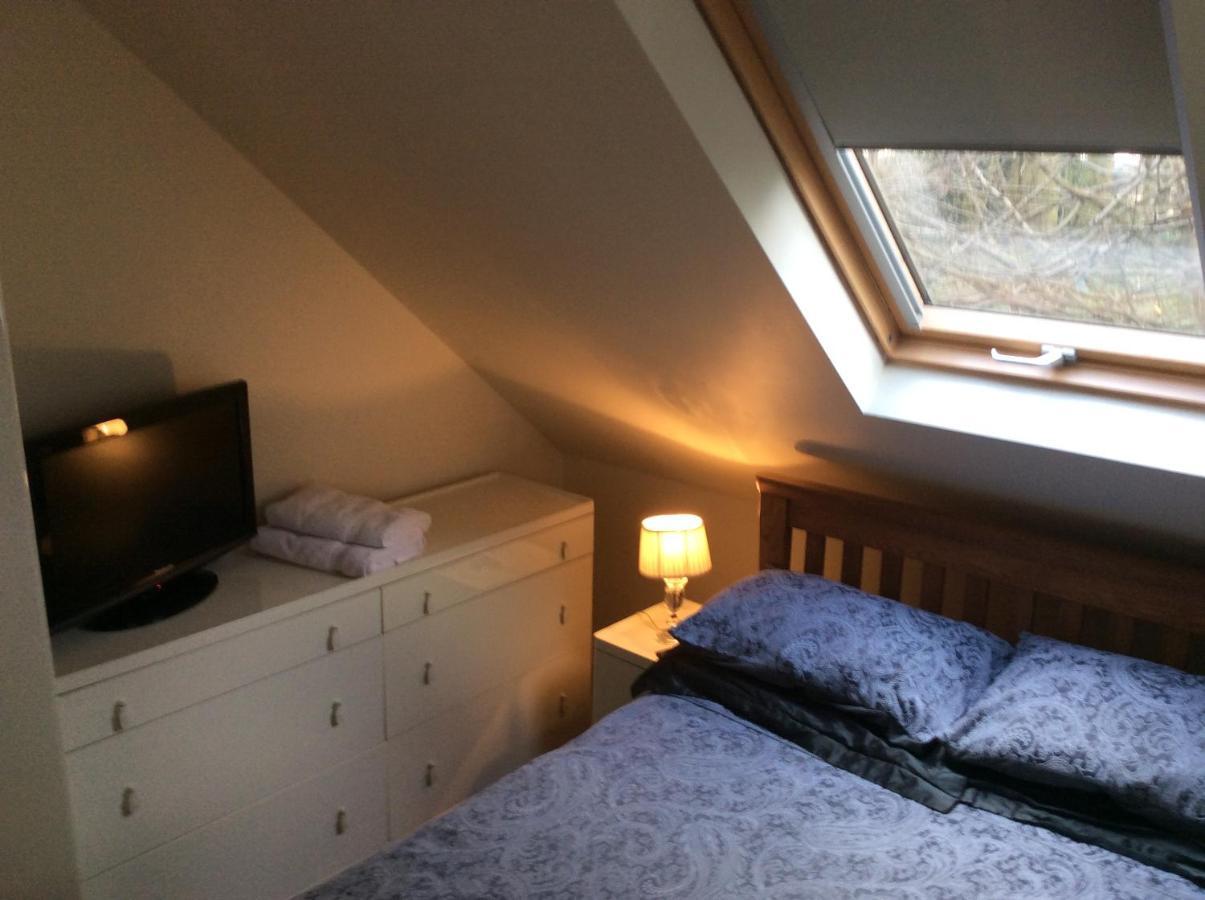 2 Bedroom Furnished Apartment In A Rural Position Стон Екстер'єр фото